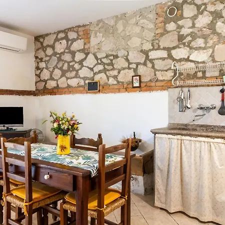 Farm stay Giardini Di Varrone