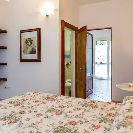 Farm stay Giardini Di Varrone *