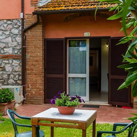 Farm stay Giardini Di Varrone *