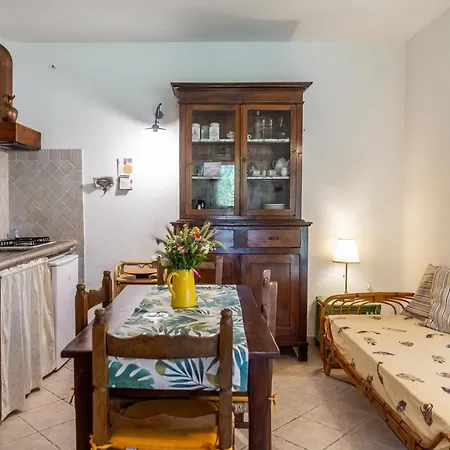 Giardini Di Varrone Farm stay *